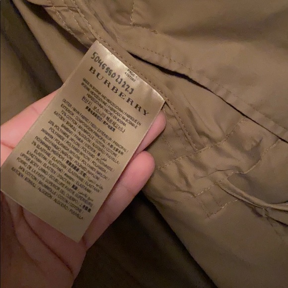 Authentic Burberry Trench Coat! - Picture 4 of 7